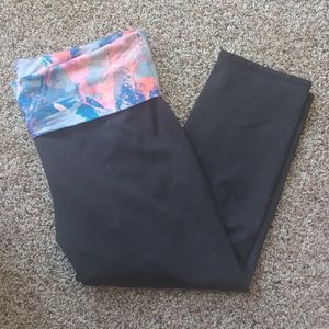 Fabletics fold over waist Capri leggings